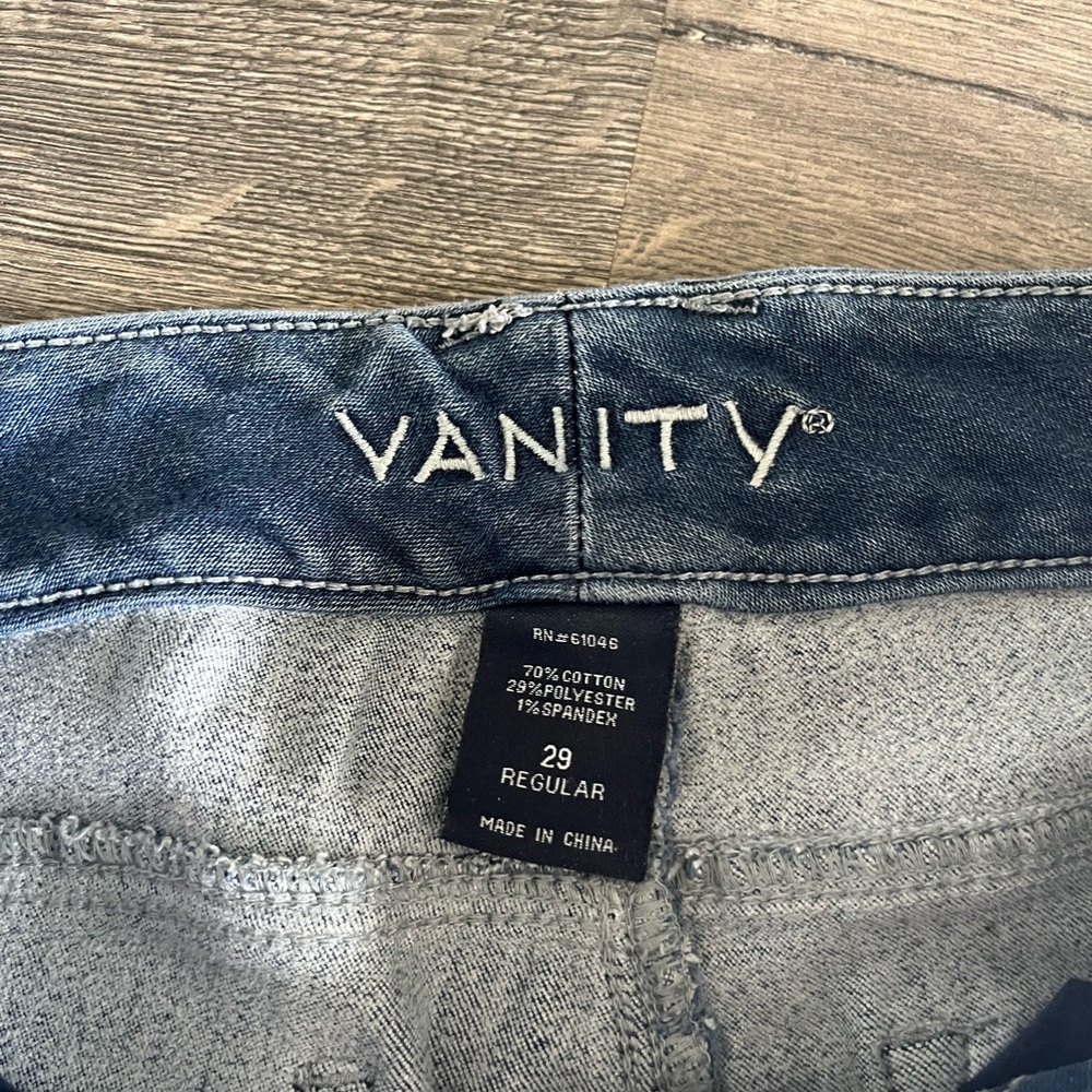 🎀VANITY! 👖 - Picture 4 of 4